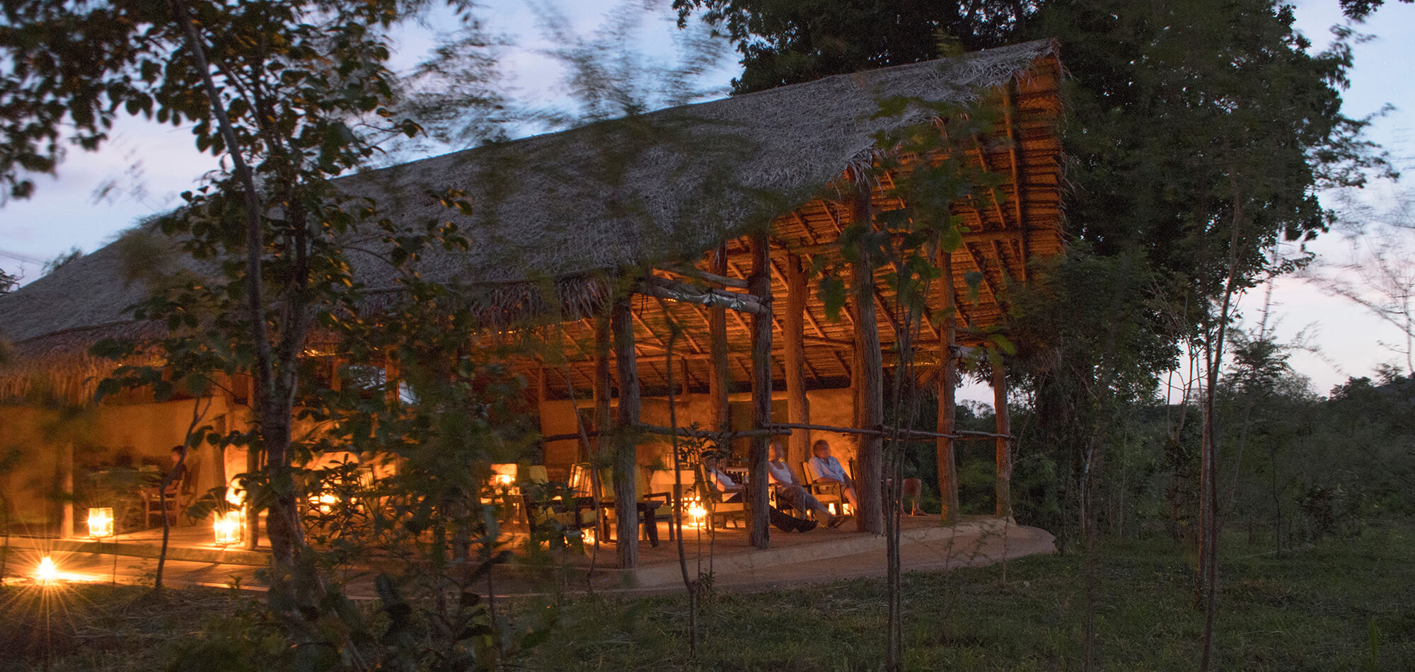 wide mudhut places to stay in yala national park
